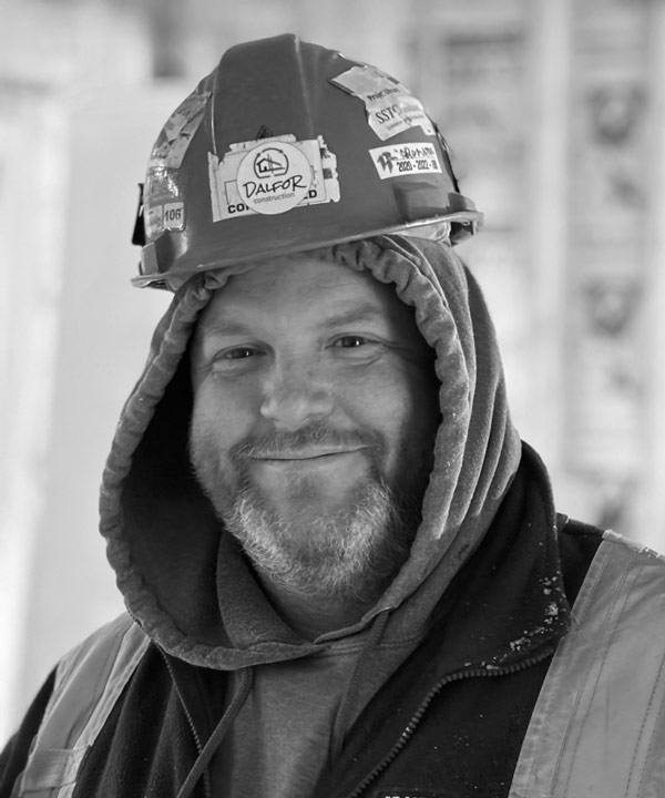 Image de Martin Cassivi, Chef d'équipe chez Dalfor construction, entreprise familiale spécialisée en construction et rénovation à Québec.